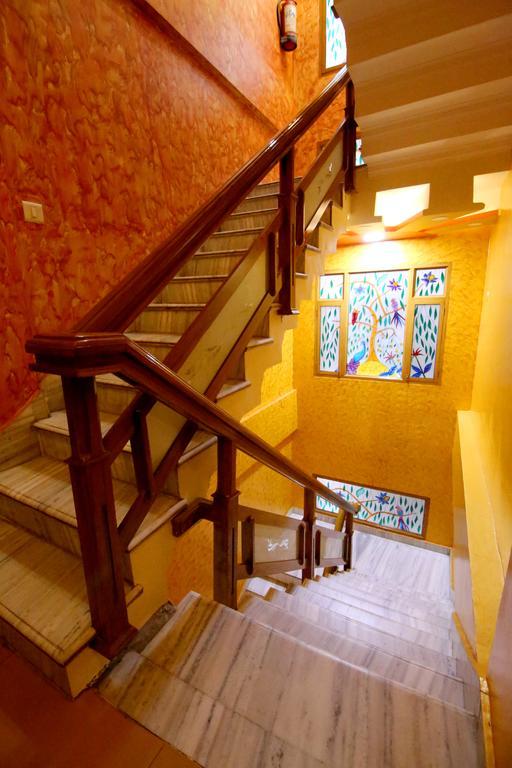 Hotel Sunshine Харідвар Екстер'єр фото
